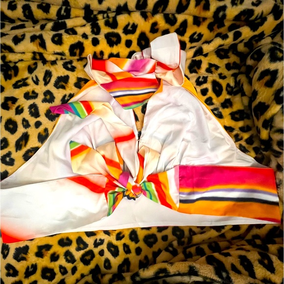 Gabrielle Union Multi Color Halter Top NWOT - Picture 4 of 4